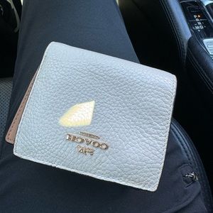 Coach snap wallet-great condition